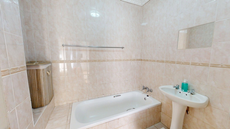 3 Bedroom Property for Sale in Miederpark North West